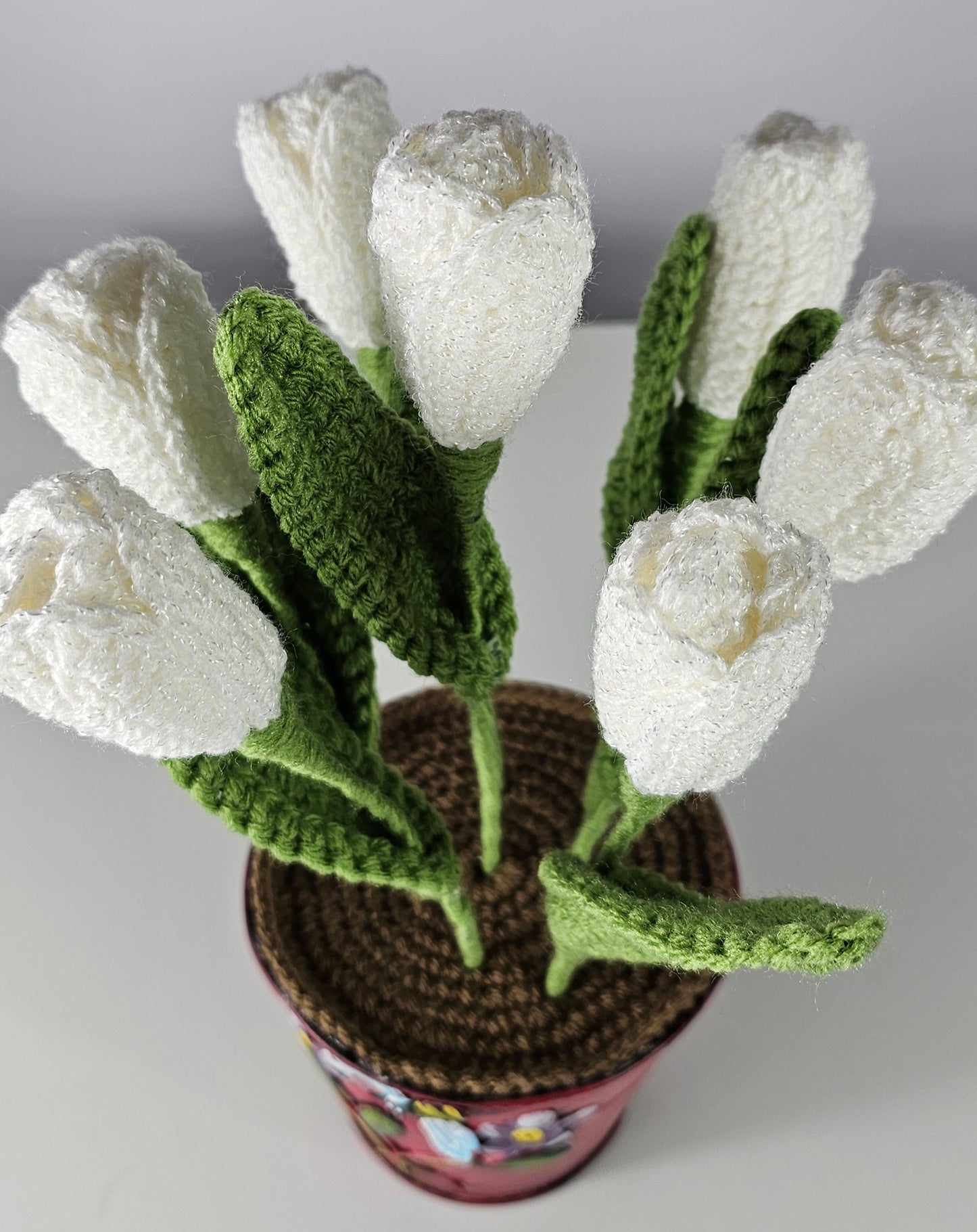 Yarn White Tulips